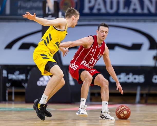 荣誉的直接 荣誉的直接