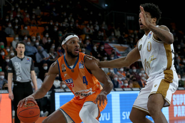 这次杨鸣的 这次杨鸣的