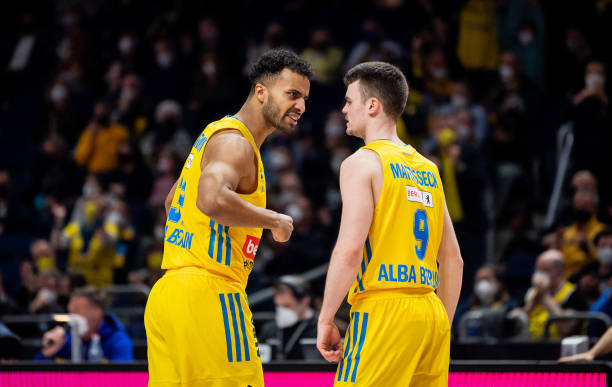 并非全然贬 并非全然贬